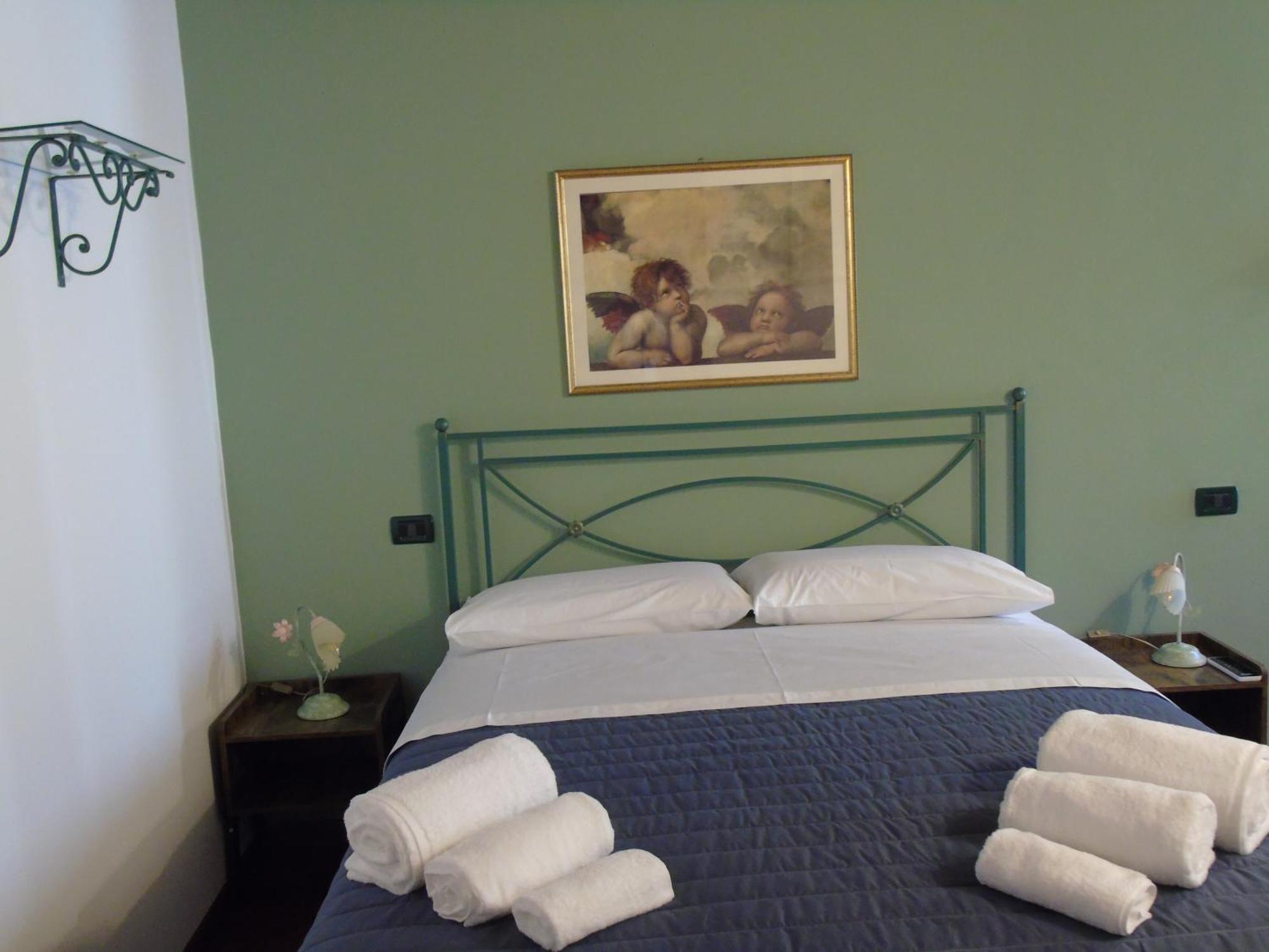 Tasi Apartaments Cento  Kültér fotó